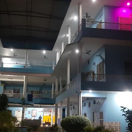 The Yoga House Hotel Varanasi Exterior photo